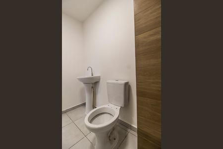 Apartamento para alugar com 59m², 2 quartos e 1 vaga Apartamento para alugar com 59m², 2 quartos e 1 vagaBanheiro da Suíte
