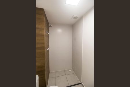 Apartamento para alugar com 59m², 2 quartos e 1 vaga Apartamento para alugar com 59m², 2 quartos e 1 vagaBanheiro da Suíte