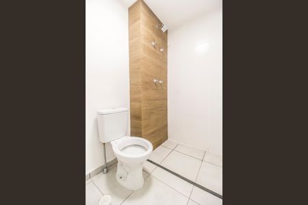 Apartamento para alugar com 59m², 2 quartos e 1 vaga Apartamento para alugar com 59m², 2 quartos e 1 vagaBanheiro da Suíte