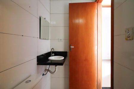 Apartamento para alugar com 45m², 2 quartos e sem vagaBanheiro