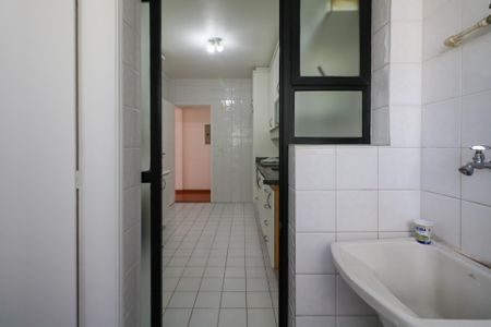 Apartamento para alugar com 67m², 2 quartos e 1 vagaÁrea de Serviço