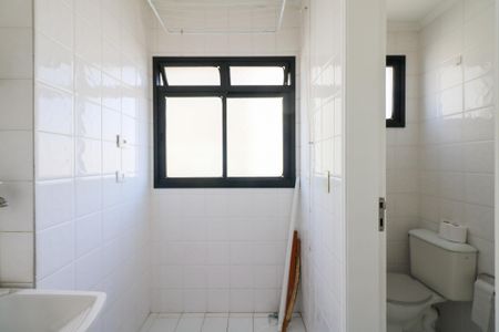 Apartamento para alugar com 67m², 2 quartos e 1 vagaÁrea de Serviço