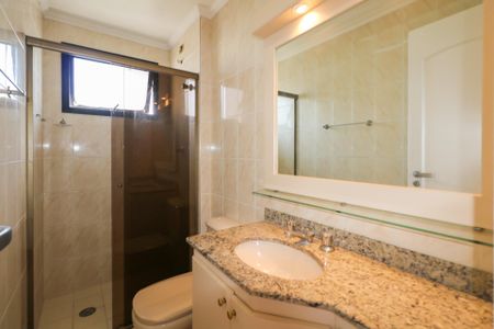 Apartamento para alugar com 67m², 2 quartos e 1 vagaBanheiro