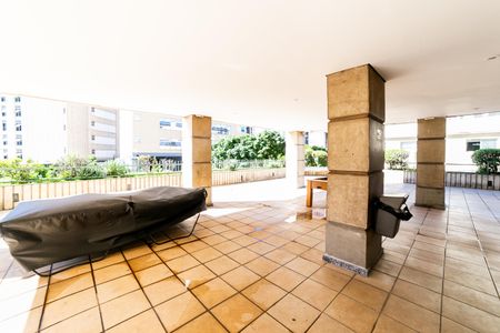 Apartamento para alugar com 130m², 2 quartos e 1 vagaÁrea comum