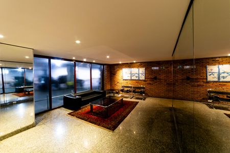 Apartamento para alugar com 130m², 2 quartos e 1 vagaHall de entrada