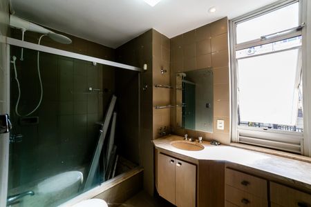 Apartamento para alugar com 130m², 2 quartos e 1 vagaBanheiro da Suíte