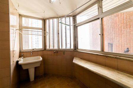 Apartamento para alugar com 130m², 2 quartos e 1 vagaÁrea de Serviço