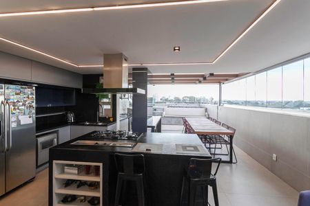 Apartamento à venda com 270m², 4 quartos e 3 vagasCobertura - Cozinha