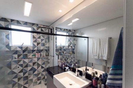 Apartamento à venda com 270m², 4 quartos e 3 vagasBanheiro da suíte 3