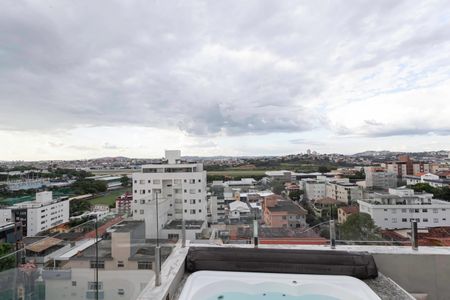 Apartamento à venda com 270m², 4 quartos e 3 vagasCobertura - Vista