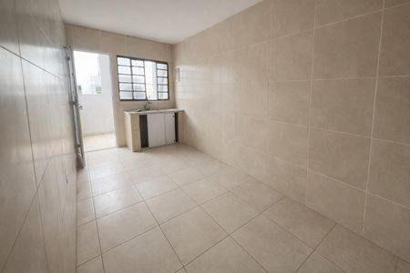 Cozinha de casa para alugar com 2 quartos, 40m² em Parque Novo Lar, São Paulo