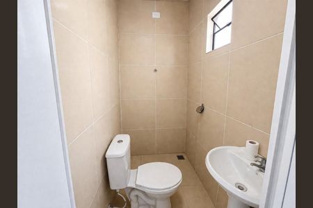 Banheiro de casa para alugar com 2 quartos, 40m² em Parque Novo Lar, São Paulo