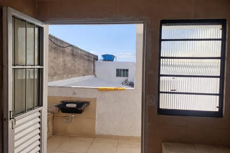 Área de serviço de casa para alugar com 2 quartos, 40m² em Parque Novo Lar, São Paulo