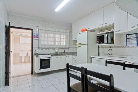Casa à venda com 3 quartos, 170m² em Vila Mirante, São Paulo