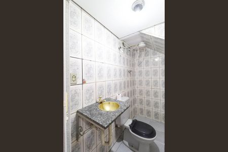 Casa à venda com 1000m², 7 quartos e sem vaga Casa à venda com 1000m², 7 quartos e sem vagaBanheiro da Edícula