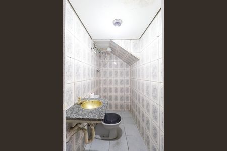 Casa à venda com 1000m², 7 quartos e sem vaga Casa à venda com 1000m², 7 quartos e sem vagaBanheiro da Edícula