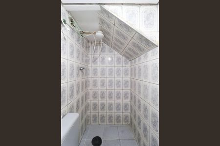 Casa à venda com 1000m², 7 quartos e sem vaga Casa à venda com 1000m², 7 quartos e sem vagaBanheiro da Edícula