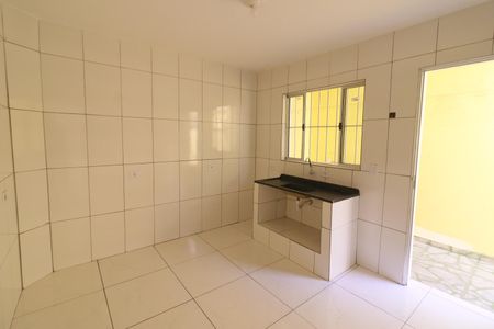 Cozinha de casa para alugar com 1 quarto, 30m² em Veloso, Osasco