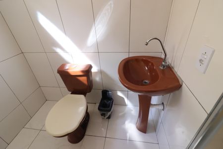 Banheiro de casa para alugar com 1 quarto, 30m² em Veloso, Osasco