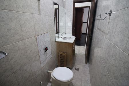 Casa para alugar com 350m², 4 quartos e 14 vagasBanheiro