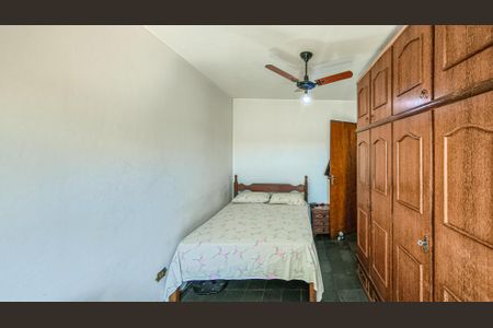Casa à venda com 105m², 4 quartos e 2 vagas Quarto 4