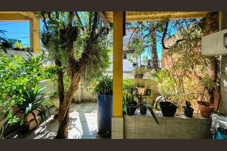 Casa à venda com 105m², 4 quartos e 2 vagasÁrea de Serviço