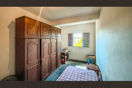 Casa à venda com 105m², 4 quartos e 2 vagas Quarto 3