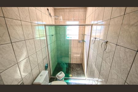 Casa à venda com 105m², 4 quartos e 2 vagasBanheiro