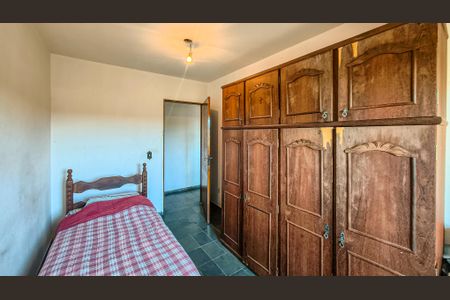 Casa à venda com 105m², 4 quartos e 2 vagas Quarto 3