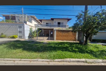 Casa à venda com 3 quartos, 252m² em Interlagos, São Paulo