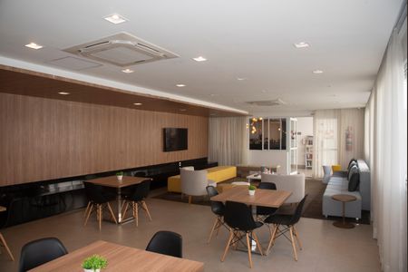 Apartamento à venda com 39m², 2 quartos e sem vagaÁrea comum - Salão de festas