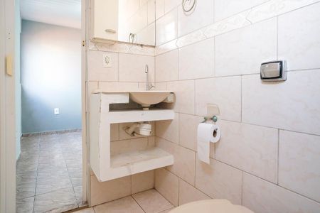 Casa para alugar com 70m², 1 quarto e sem vagaBanheiro da suíte