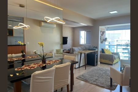 Apartamento à venda com 75m², 2 quartos e 2 vagasFoto 04