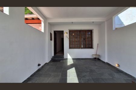 Casa à venda com 142m², 3 quartos e 2 vagasGaragem 