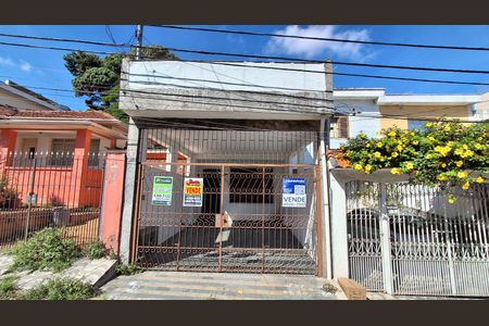 Casa à venda com 142m², 3 quartos e 2 vagasFachada 