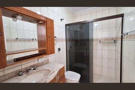 Casa à venda com 142m², 3 quartos e 2 vagasBanheiro Social 