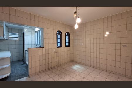 Casa à venda com 142m², 3 quartos e 2 vagasCopa