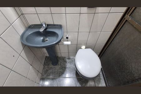 Casa à venda com 142m², 3 quartos e 2 vagasBanheiro Social 2