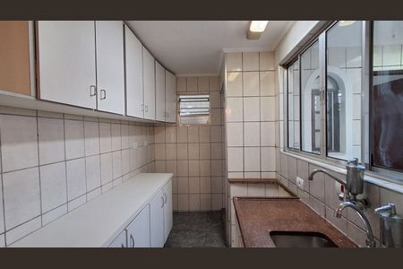 Casa à venda com 142m², 3 quartos e 2 vagasCozinha 