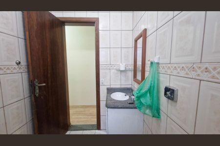 Casa à venda com 100m², 3 quartos e 2 vagas
