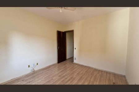 Casa à venda com 3 quartos, 100m² em Vila Natal, São Paulo