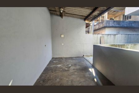 Casa à venda com 100m², 3 quartos e 2 vagas