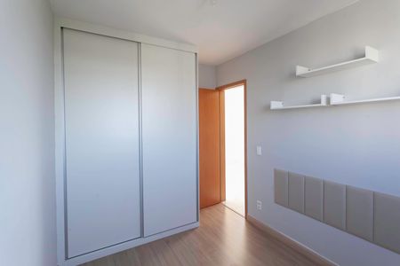 Apartamento à venda com 48m², 2 quartos e 2 vagasQuarto 2