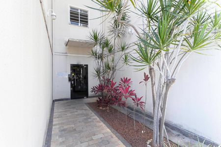 Apartamento à venda com 48m², 2 quartos e 2 vagasEntrada