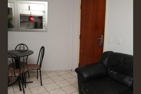 Sala de TV de apartamento para alugar com 2 quartos, 61m² em Setor Castelo Branco, Goiânia