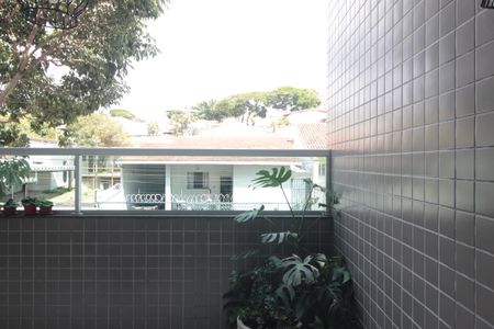 Varanda da Sala de apartamento para alugar com 3 quartos, 110m² em Itapoã, Belo Horizonte