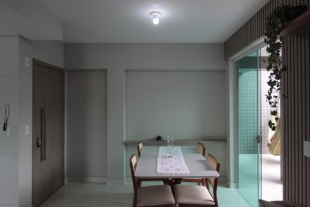 Apartamento para alugar com 110m², 3 quartos e 2 vagasSala