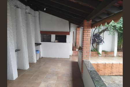 Apartamento à venda com 130m², 2 quartos e 2 vagas Apartamento à venda com 130m², 2 quartos e 2 vagasÁrea externa