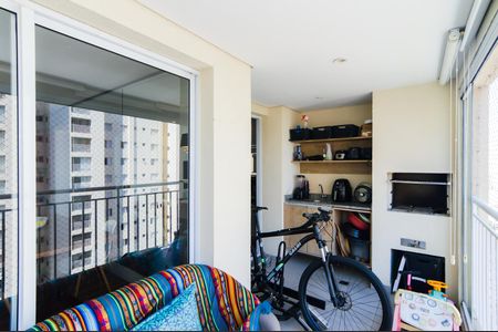 Apartamento à venda com 114m², 4 quartos e 2 vagasVaranda da Sala