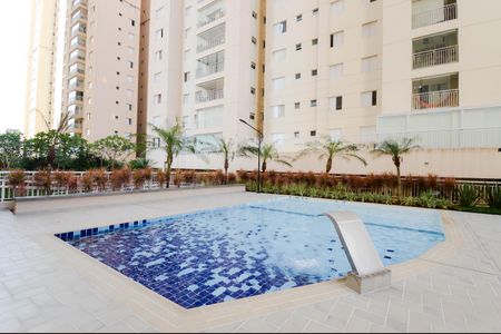 Apartamento à venda com 114m², 4 quartos e 2 vagasÁrea comum - Piscina